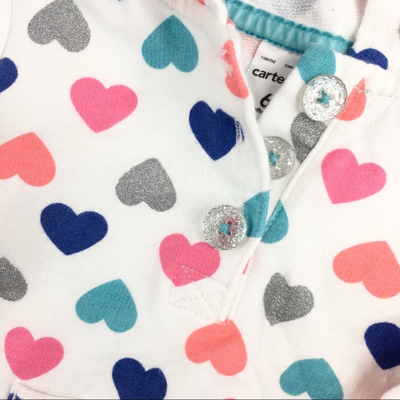 Like New! Carter’s Hooded Heart One-Piece - 6m - Picture 5 of 7